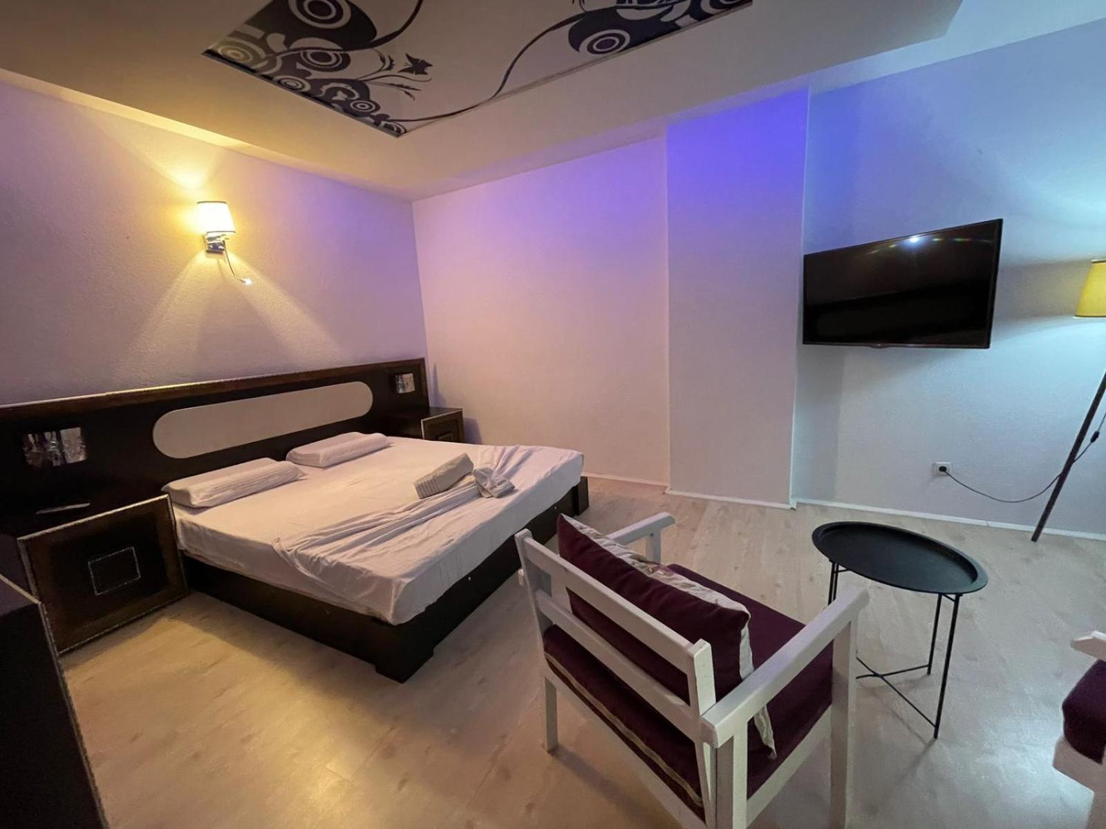 الشقق الفندقية بريزرنفي  Deni House المظهر الخارجي الصورة